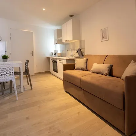Apartment Loc Trotteur Le Fleur Des Champs F2 Cosy, Gare Sncf De *