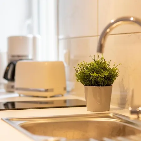 Apartment Loc Trotteur Le Fleur Des Champs F2 Cosy, Gare Sncf De Lourdes