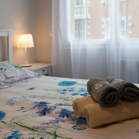 Loc Trotteur Le Fleur Des Champs F2 Cosy, Gare Sncf De Apartment