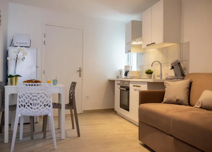 Apartman Loc Trotteur Le Fleur Des Champs F2 Cosy, Gare Sncf De